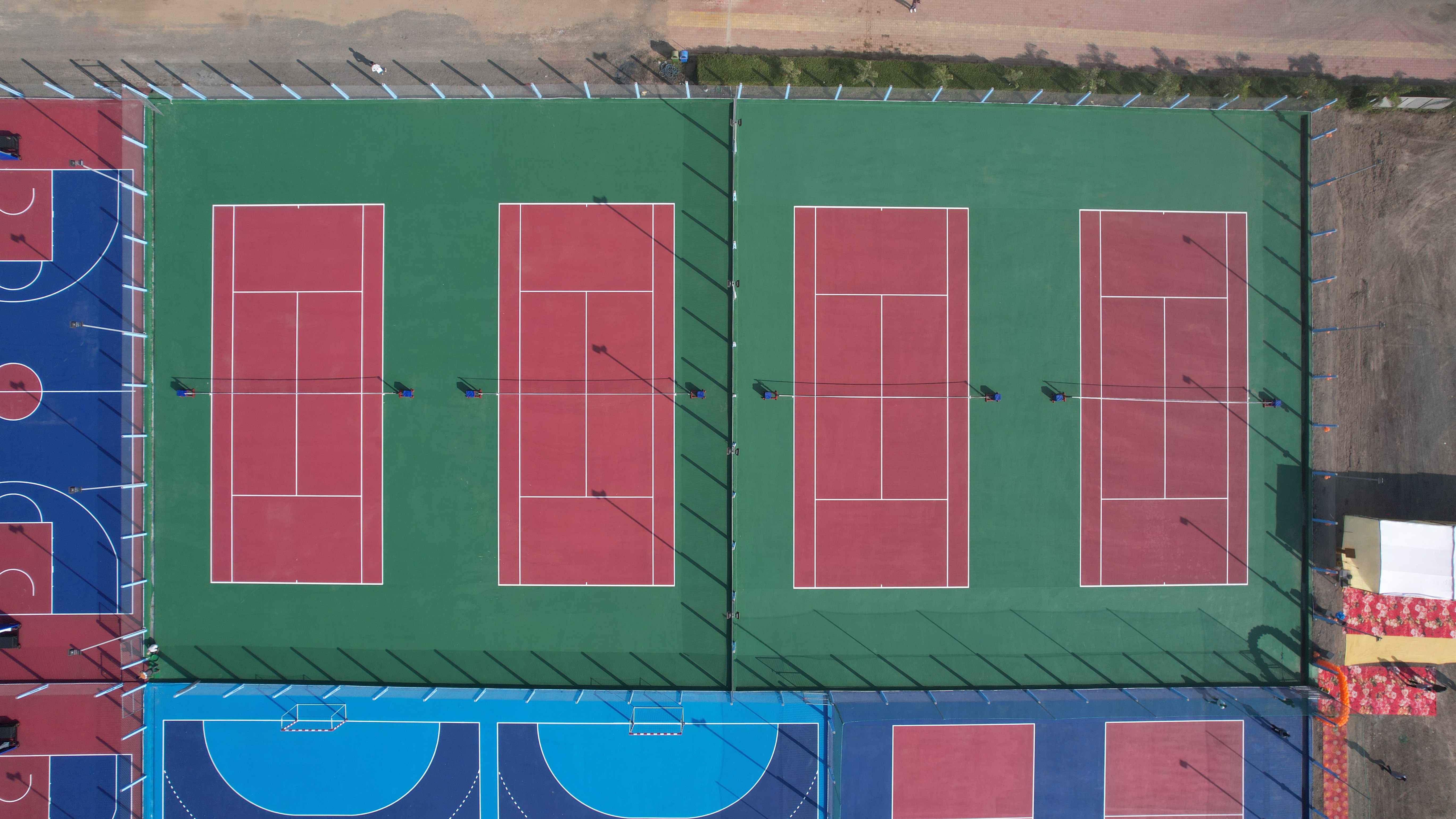 Long Tennis Synthetics Courts