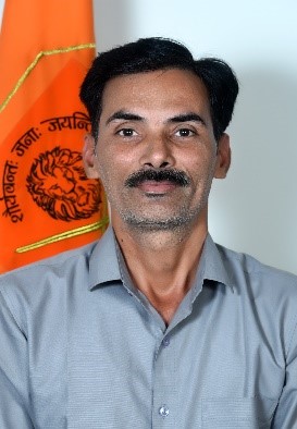 Mr Hitendra, Instructor