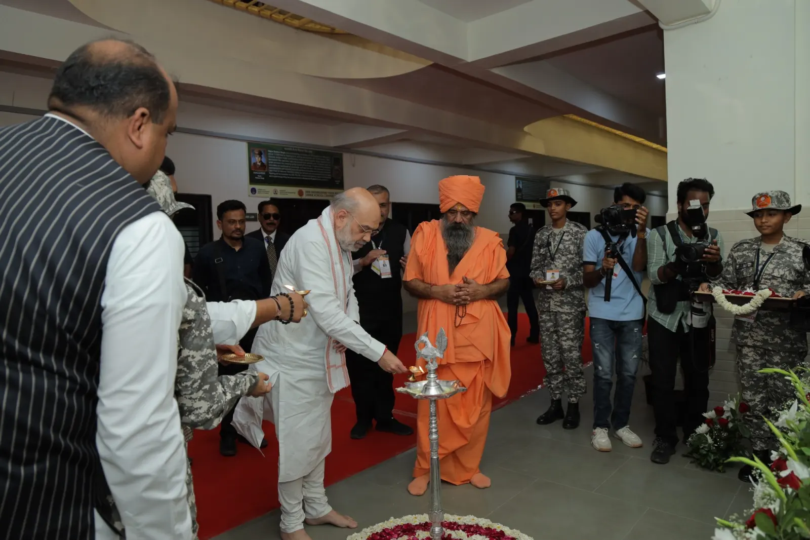 Union Home Minister Shri Amit Shah Ji Lights the Ceremonial Lamp
